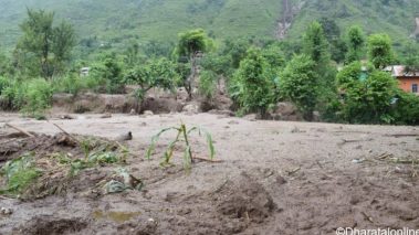 गुल्मी पहिरो ः बर्षाले उद्दार र राहत वितरणमा समस्या