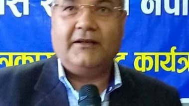 धमिलो पानीमा माछा मार्न पल्केकाहरु धर्म र वंशजका नाममा सल्बलाई रहेका छन : संचारमन्त्री बास्कोटा