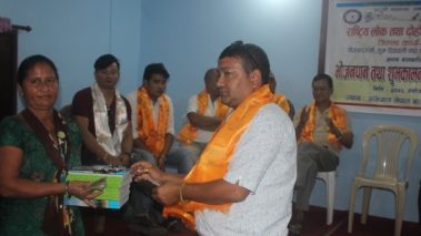 लोक दोहोरी प्रतिष्ठानद्वारा बाल गृहलाई सहयोग