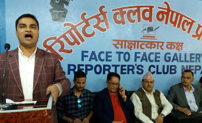 सबै क्षेत्रमा हस्तक्षेप र राजनीतिकरण : प्रदिप पौडेल