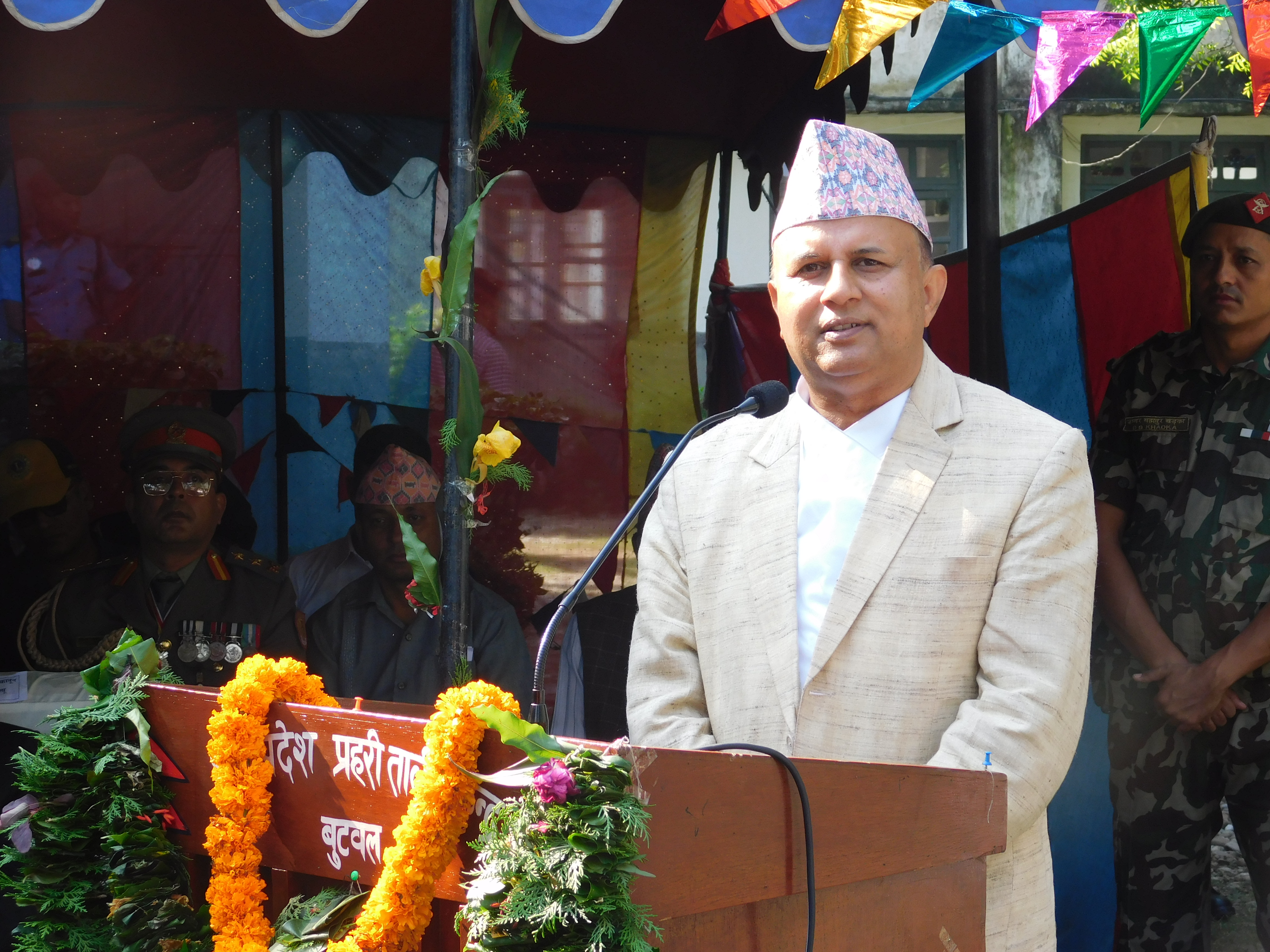 संघिय प्रहरी र प्रदेश प्रहरीमा कुनै भिन्नता हुदैनः मुख्य मन्त्री पोखरेल