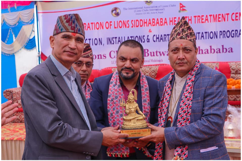 लायन्स सिद्धबाबा स्वाथ्य उपचार  केन्द्र नयाँगाउँमा उपचार सेवा शुरु