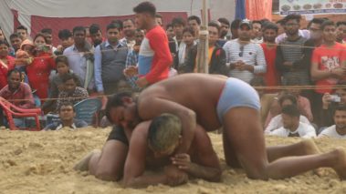 भैरहवामा जारी औद्योगिक व्यापार तथा कृषि महोत्सवमा कुस्ती शुरु