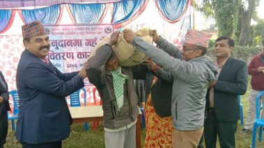 कृषिमा उत्पादकत्व वृद्धि गर्न  किसानलाई गहुँको बिऊमा तिनपाद्धारा ४० प्रतिशत अनुदान वितरण शुरु