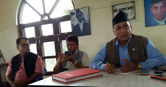 लकडाउन पालना गर्न र उपचार तथा सुरक्षामा खटिनेलाई हौसला प्रदान गर्न कांग्रेस रुपन्देहीको माग