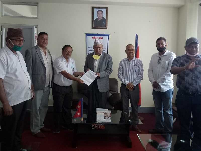 प्रदेश ५ सरकारको राहत कोषमा निर्माण व्यवसायीको १३ लाख सहयोग