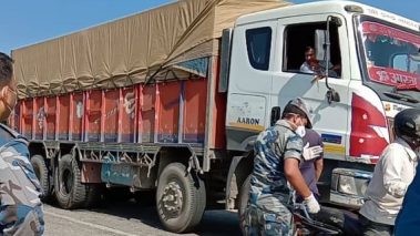कोरोना संक्रमित भेटिएपछि रुपन्देहीको सीमामा थप कडाई