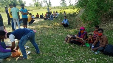 दशगजामा रोकिएका ७० बढी नेपाली नवलपरासी भित्रिए