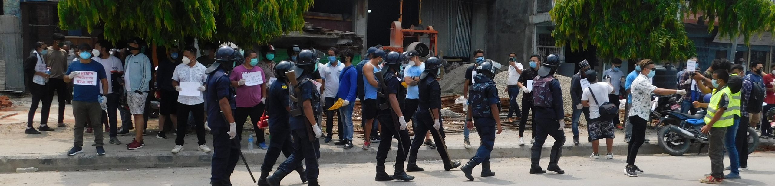 वाक्लो सुरक्षा घेराका बीच बुटवलमा सरकार विरुद्ध युवाहरुको शान्तिपुर्ण प्रदर्शन