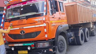 सर्भिसलेनमा भारतीय गाडीको रजाई सरोकारवाला निकाय मुकदर्शक