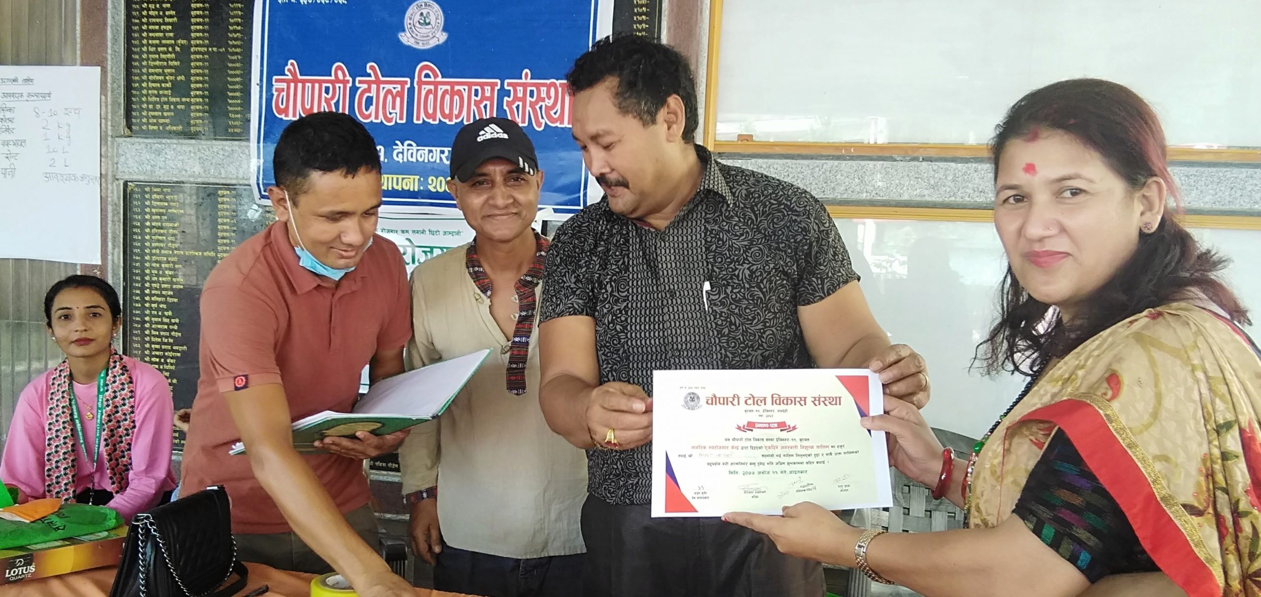 १८ महिलालाई अगरवत्ती तालिम  प्रदान