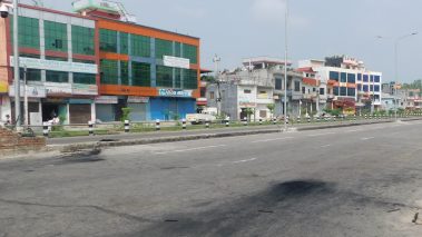 बुटवलवाट राजधानी सार्न पाईदैन भन्दै कांग्रेसले आह्वान  गरेको जिल्ला बन्द पुर्णरुपमा ठप्प