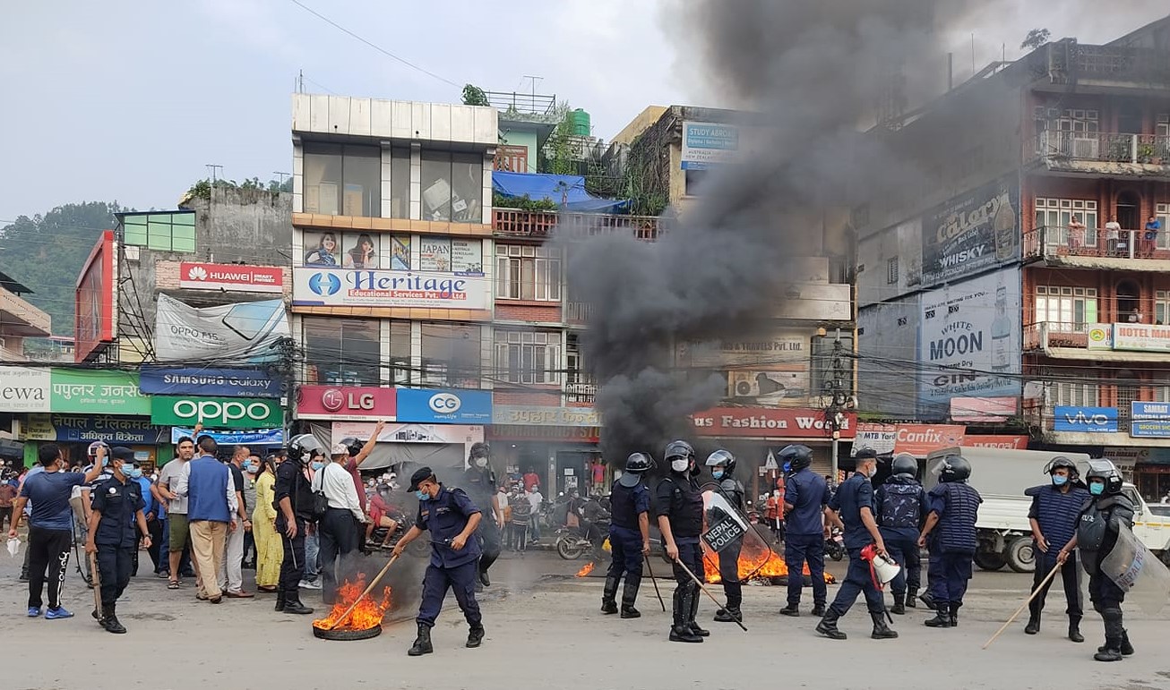 प्रदेशको राजधानी दाङको भालुवाङ लैजाने विषयले बुटवलमा तनाव