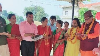 बुटवलका व्यवसायी रणपालद्धारा कञ्चनको रामनगरडाँडामा दुर्गाभगवतीको मूर्ति स्थापना