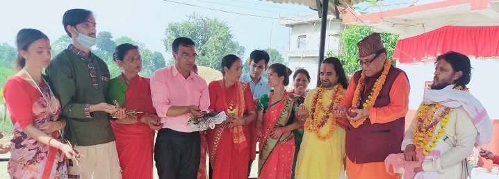 बुटवलका व्यवसायी रणपालद्धारा कञ्चनको रामनगरडाँडामा दुर्गाभगवतीको मूर्ति स्थापना