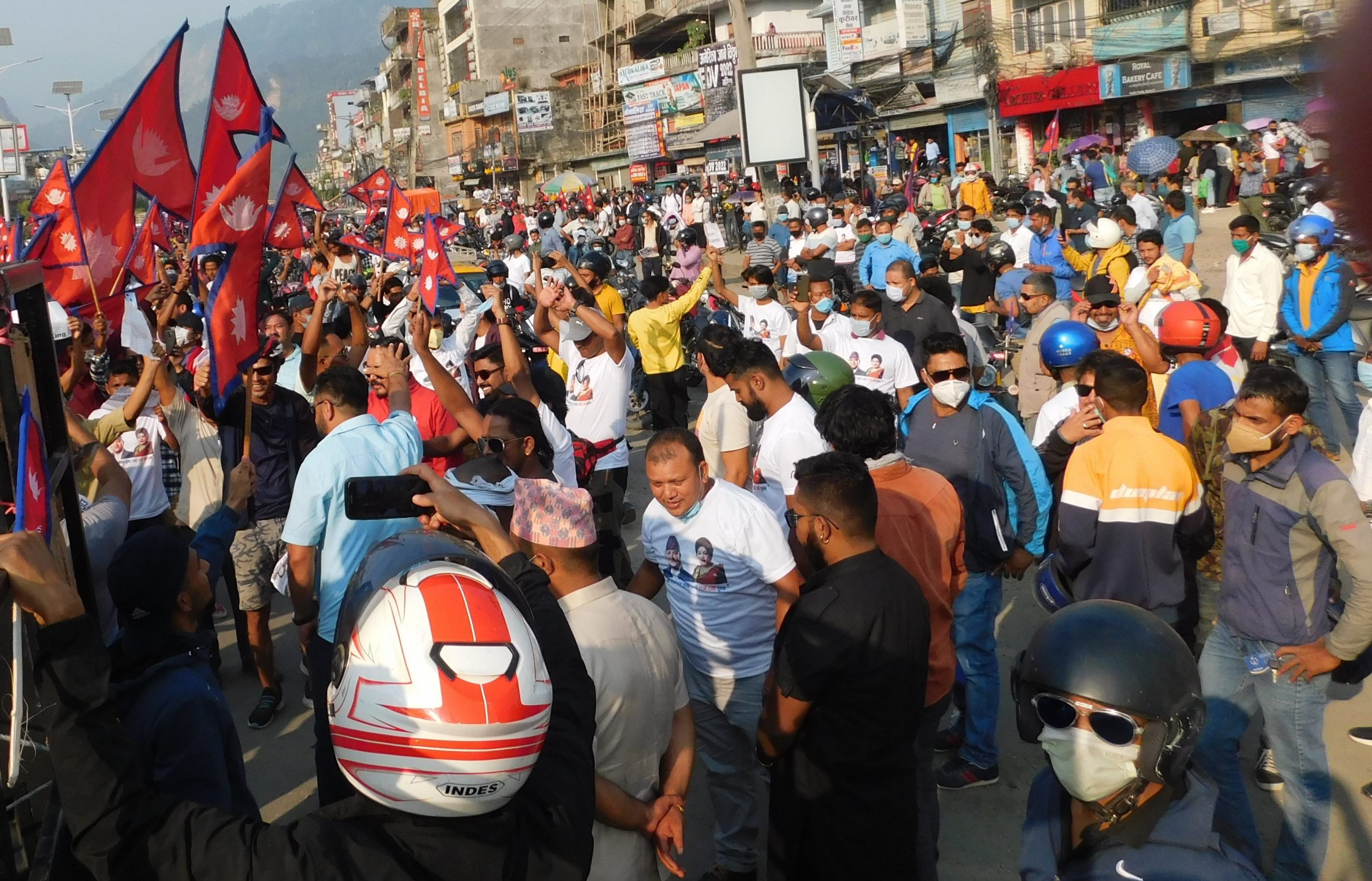 राजावादीद्धारा रुपन्देहीमा विशाल रयाली सहित जनप्रर्दशनी