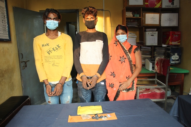 कपिलवस्तुमा ब्राउन सुगर सहित ३ जना पक्राउ