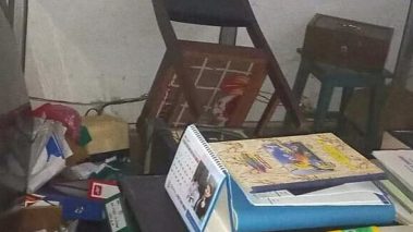 विभिन्न विद्यार्थी संगठनद्वारा लुम्बिनी वाणिज्य क्याम्पसमा तोडफोड