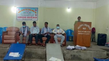 काउन बुटवल नगरमा १०० जना मजदुरले गरे रक्तदान