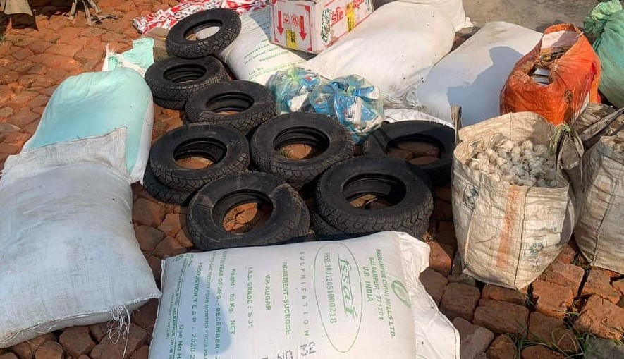 रुपन्देहीमा ९ लाख बढिको अबैध सामान बरामद गरी भन्सार चलान