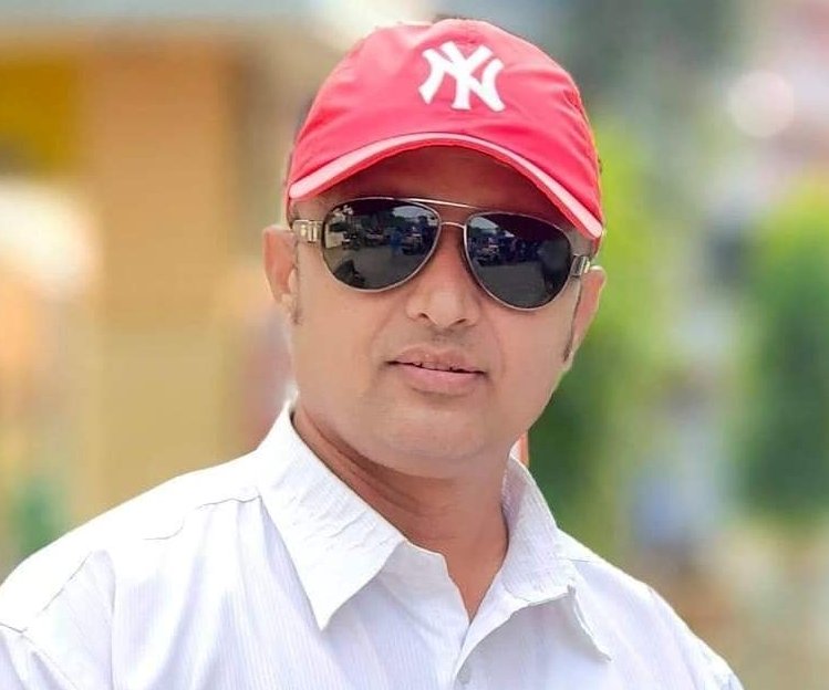 ‘जि.पि. कोईराला स्मृति पत्रकारिता पुरस्कार–२०७६’ पत्रकार ढकाललाई