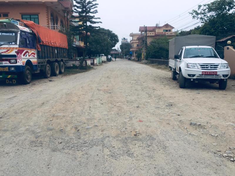 तिलोत्तमामा भित्री सडकको बेहाल