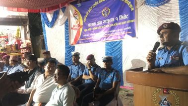 सवारी दुर्घटना न्युनिकरणका लागि ‘चालक र प्रहरीसँग १ मिनेट’ अभियान
