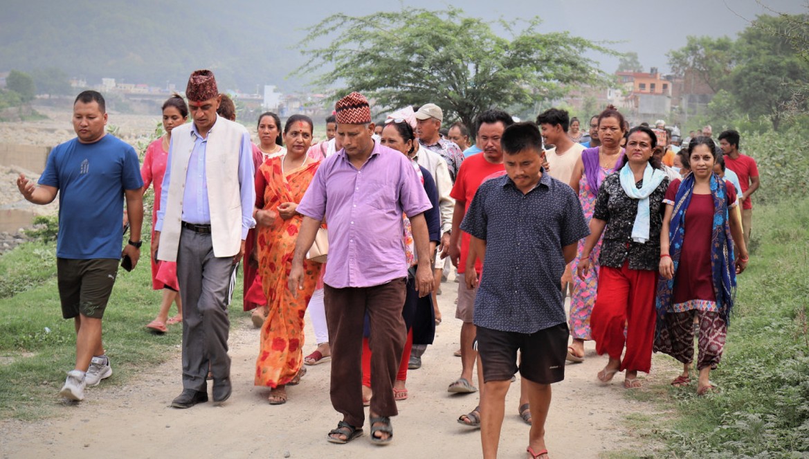 तिनाउ नदी किनारको जोखिम कम गर्दै क्षति हुन नदिन तत्काल योजना बनाएर कार्यान्वयन गर्छौं : नगरप्रमुख पाण्डे