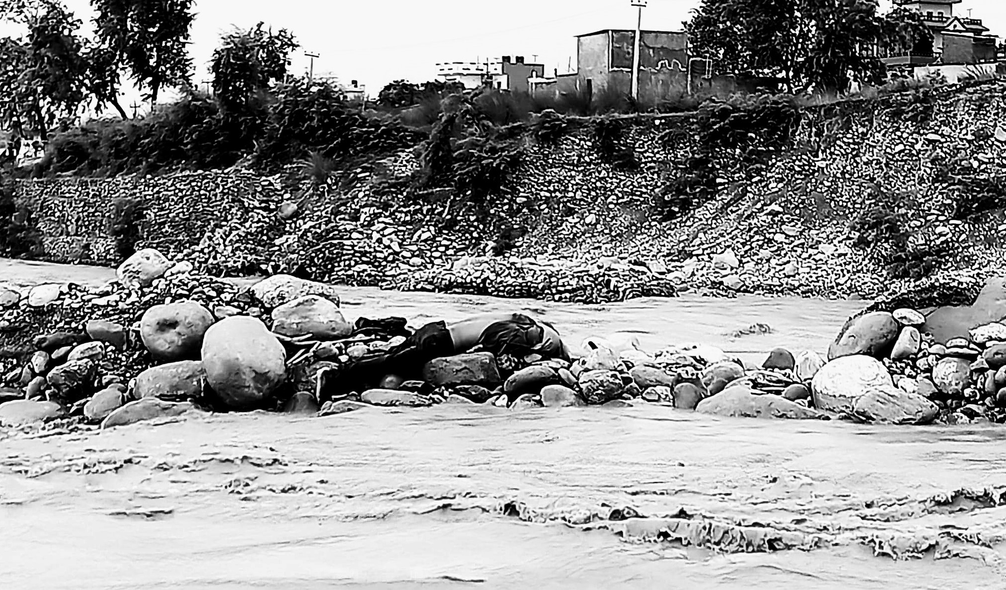 बुद्धनगरका किशोरको शव तिनाउ खोलामा भेटियो