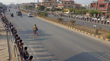 सरसफाई अभियानको १०० औं श्रृंखला : तिलोत्तमाको सिक्सलेन सडकमा मानव साङ्लो