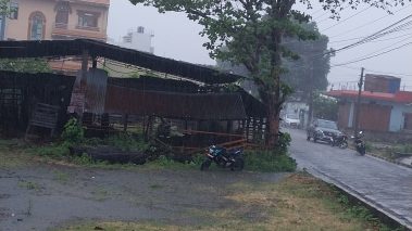 बुटवलमा  मेघ गर्जन र हावाहुरी सहितको वर्षा
