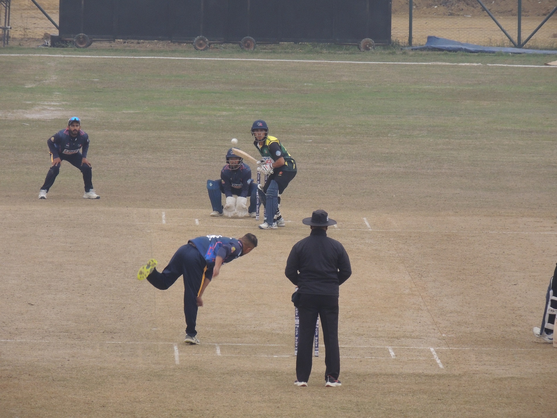 प्रधानमन्त्री कपः पुलिसद्वारा आर्मी १३ रनले पराजित