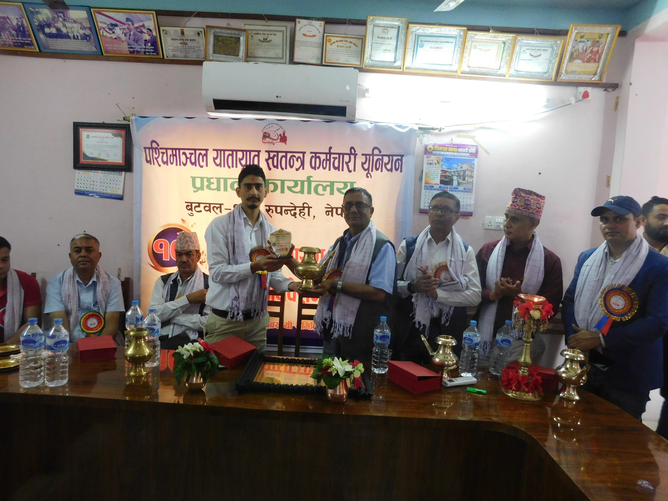 श्रमिक र व्यवस्थापनपक्षको सम्बन्ध नङ र मासुको हुनु पर्नेमा जोड