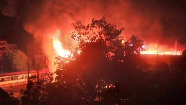 बुटवल मिलनचोक स्थित डेल्टा एजुकेसन मार्टमा आगलागी