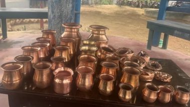 देवदह क्षेत्रमा कलश चोरको विगविगी: चोरीको आरोपमा दुईजना पक्राउ, ३४ थान कलस बरामद