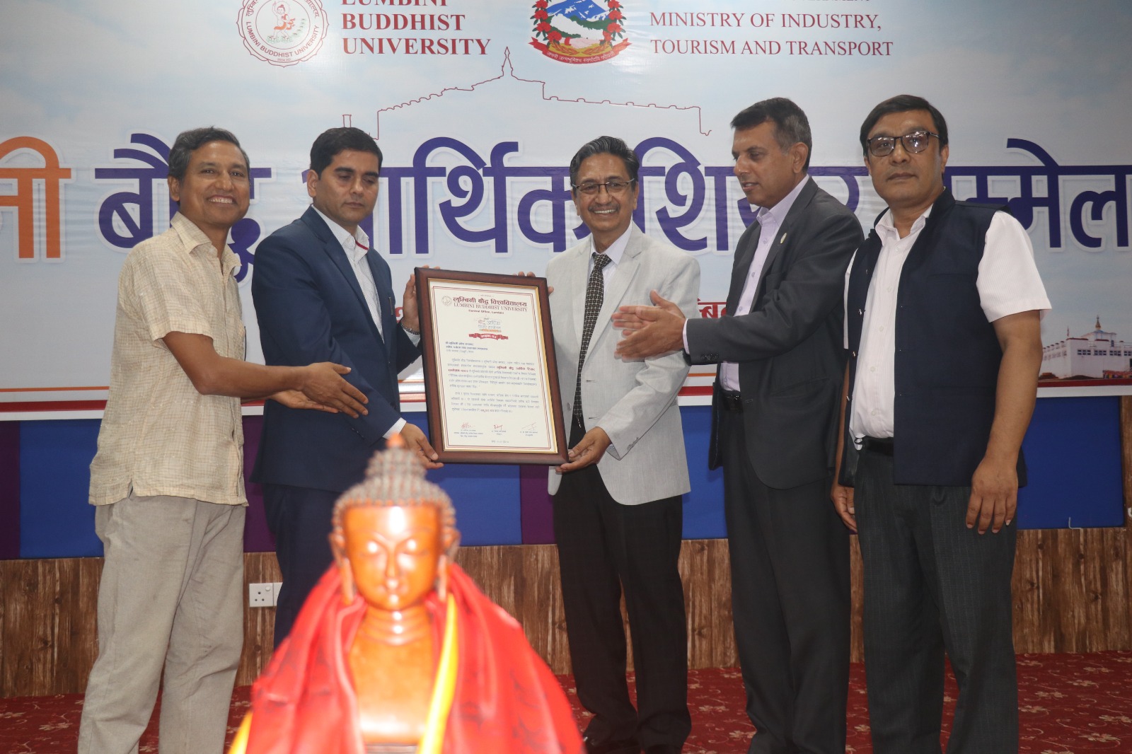 लुम्बिनी बौद्ध आर्थिक शिखर सम्मेलन सम्पन्न : बुद्धको अवधारणा कार्यान्वयन जरुरी