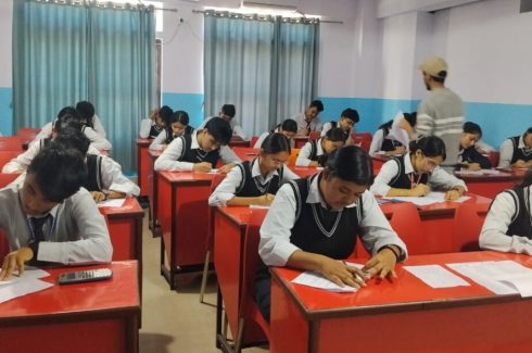 बुटवलका संस्थागत विद्यालयमा अध्ययनरत ३४४ जना विद्यार्थीले पाउने भए निःशुल्क छात्रवृत्ति