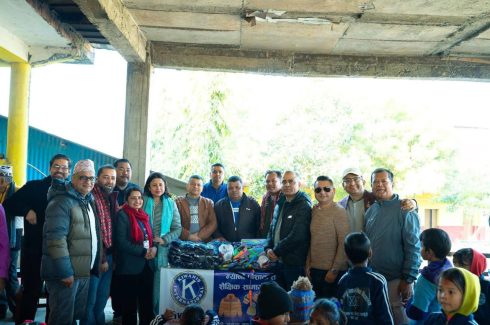 किवानिज क्लब रुपन्देहीद्वारा जनता मा बि का विद्यार्थीलाई न्यानो कपडा तथा शैक्षिक सामग्री वितरण