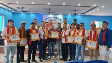 रुपन्देहीमा यातायात व्यवसायी महासंघको नयाँ कार्यसमितिको पदस्थापन